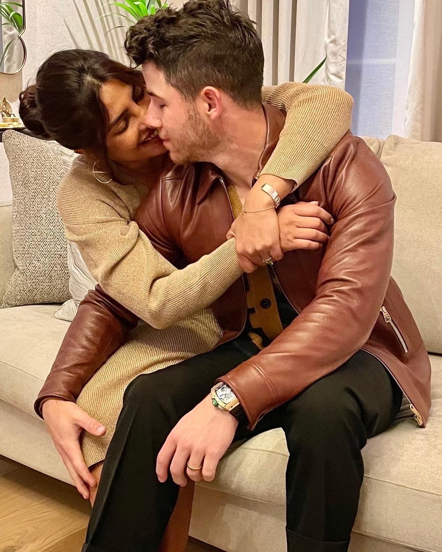 You are currently viewing And It’s A Girl For Priyanka Chopra and Nick Jonas!