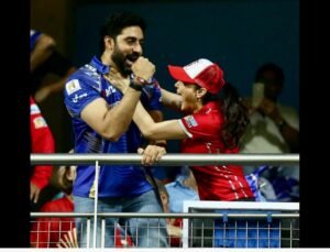 Read more about the article “I am a big fan of Rohit Sharma’s ability to remain calm under pressure”: Abhishek Bachchan