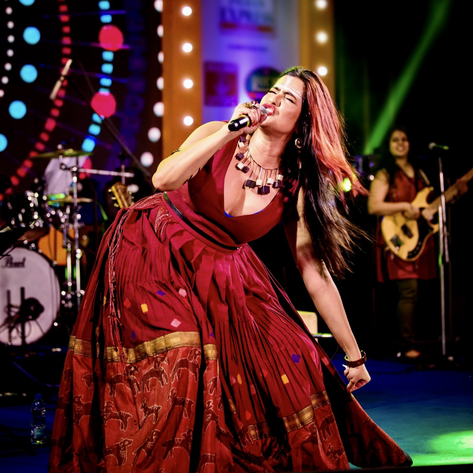 ‘shut Up Sona On Singer Sona Mohapatra Is Excellent Stardust
