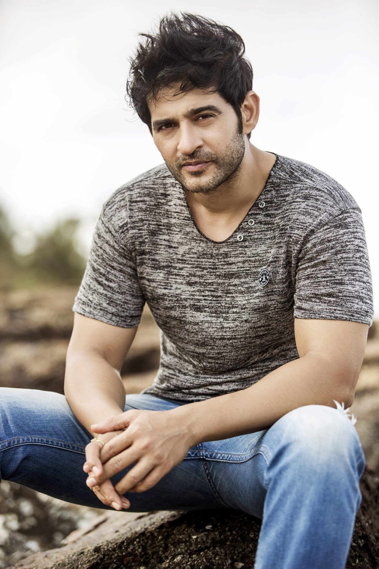 You are currently viewing Hiten Tejwani is excited to play a character that he has never done before in Ishqiyoun