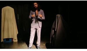 Read more about the article The thrill of performing in front of a live audience is unparalleled: Ashoka Thackur, who will be seen in a new play titled Boomerang, talks about his love for theatre