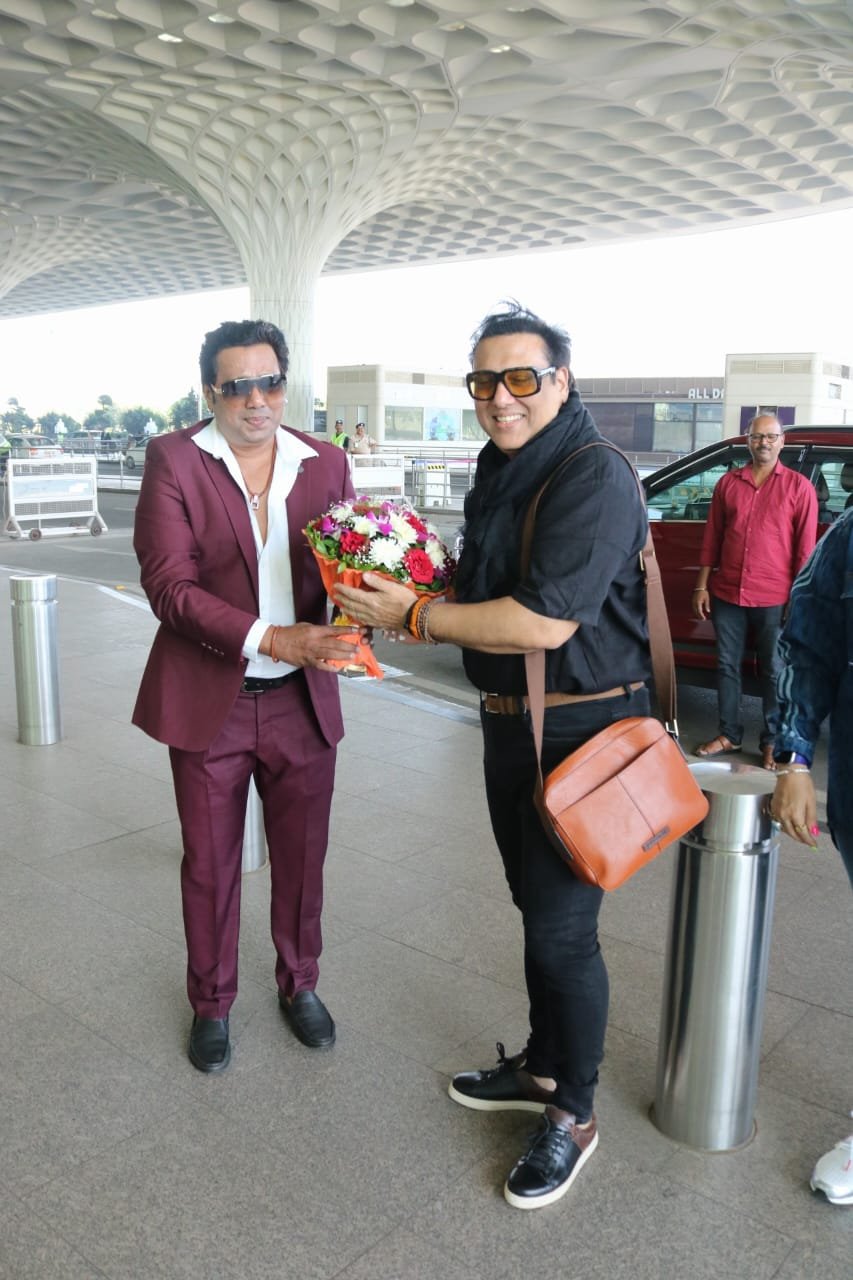 You are currently viewing Govinda’s doppelganger stuns him at the airport